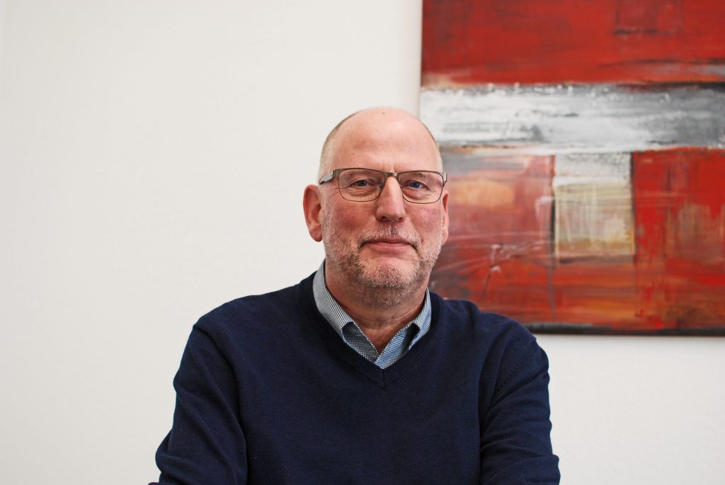 Herr Dr. med. Ulrich Husemann